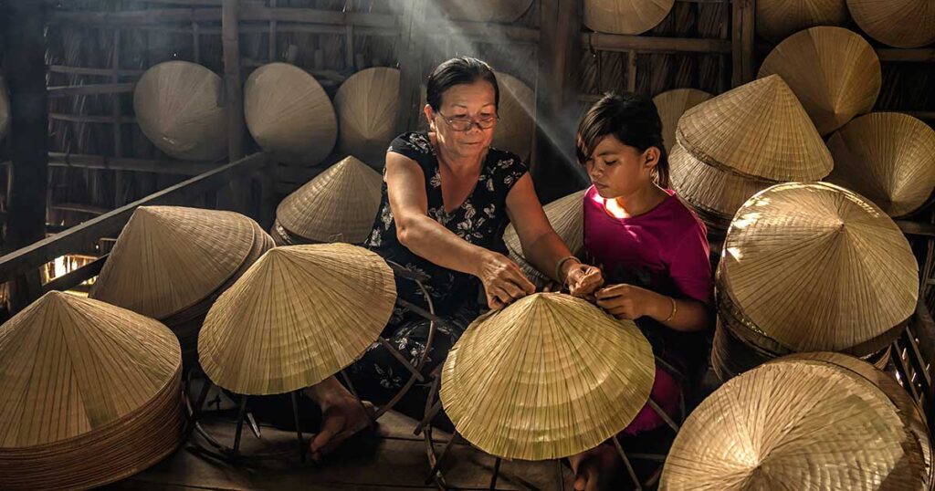 경제활동하는 베트남 여성